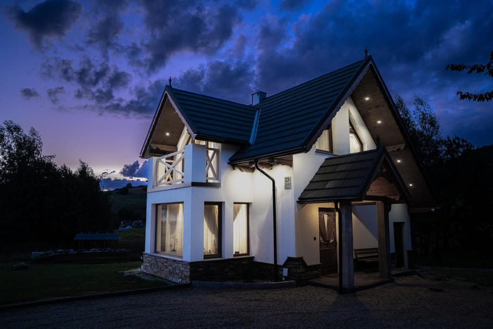 Modrzewiowa Ostoja Villa in Lesser Poland Voivodeship