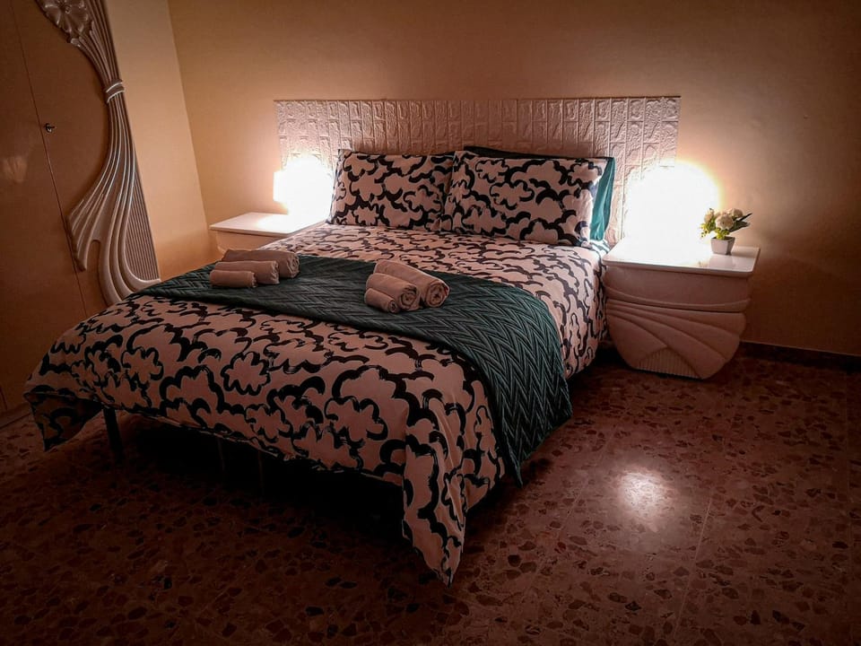 Bedroom, microwave, wardrobe