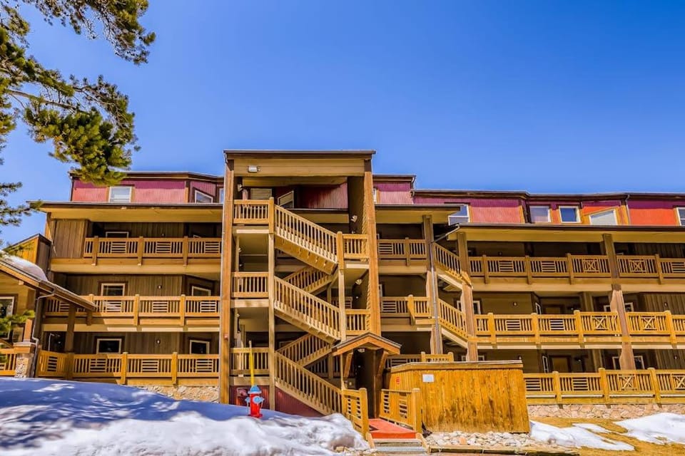 Tyra Summit A3C Apartment in Breckenridge