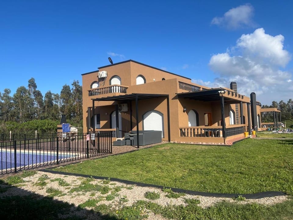 American-Style Family Villa with Private Pool & Playground Near Casablanca & El Jadida Villa in Casablanca-Settat