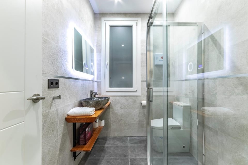 Shower, Bathroom, heating