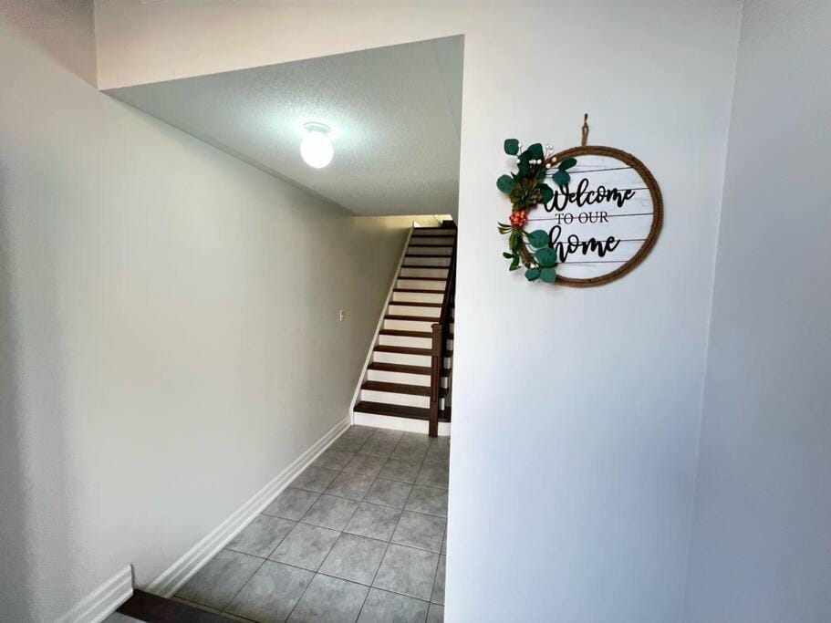 Beautiful Vacation Home near Toronto Airport House in Brampton