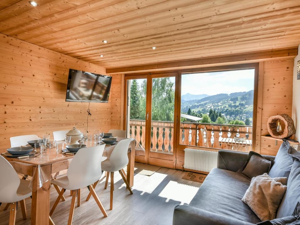 T2 + Coin Nuit, Balcon, Proche Pistes et Centre, Idéal 6 Pers - FR-1-685-43 Apartment in Les Gets