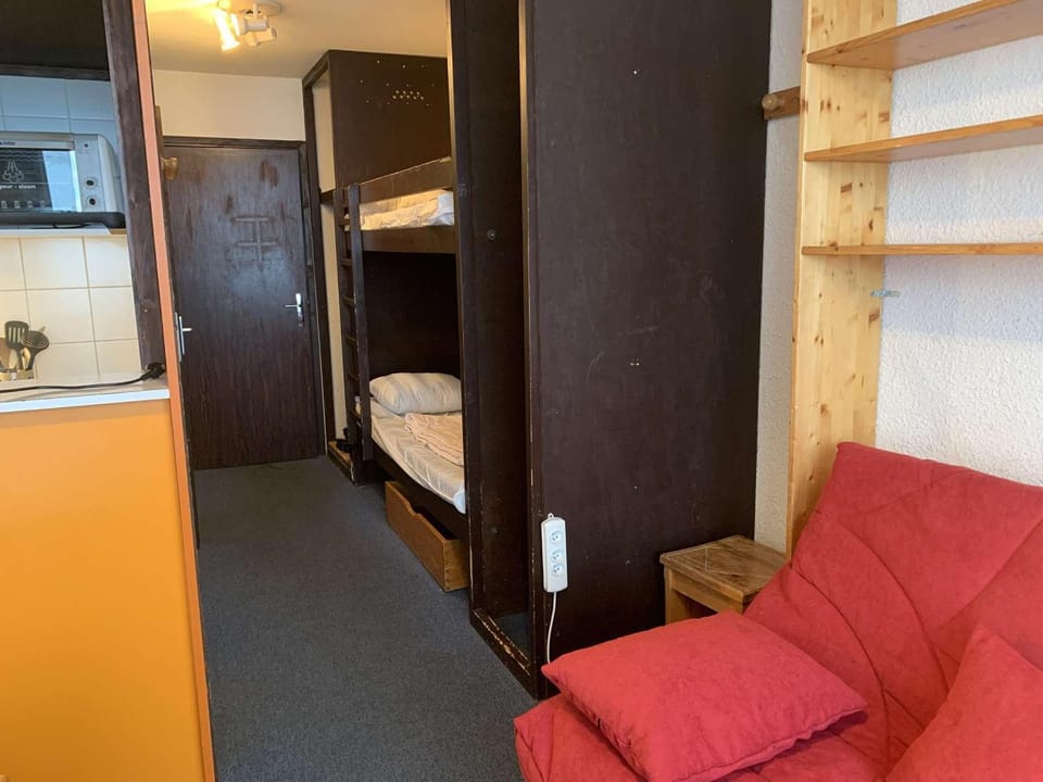 Studio cosy à Val Thorens, idéal pour 3 pers., balcon sud-ouest, proche commerces et remontées mécaniques - FR-1-637-41 Apartment in Les Allues