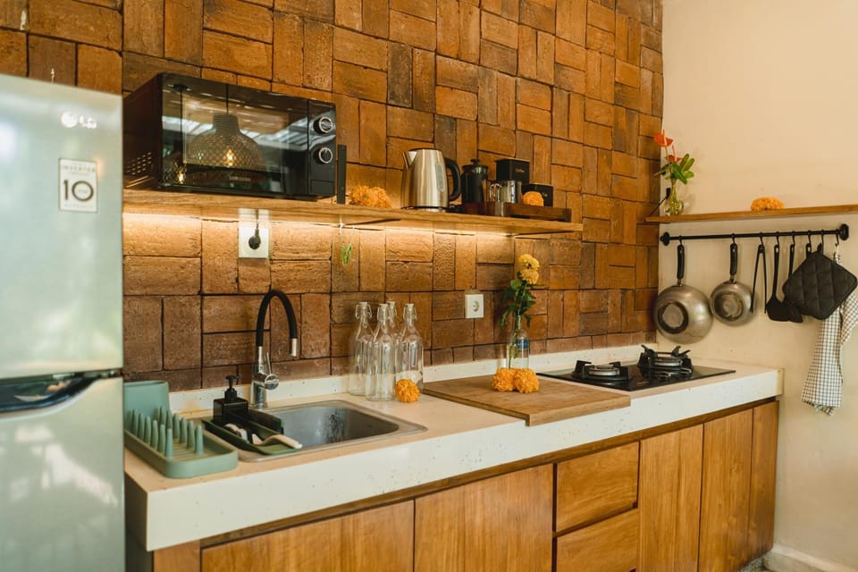 Goestlie Berawa Bed and Breakfast in North Kuta