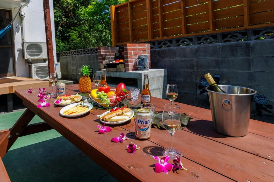 Patio, BBQ facilities