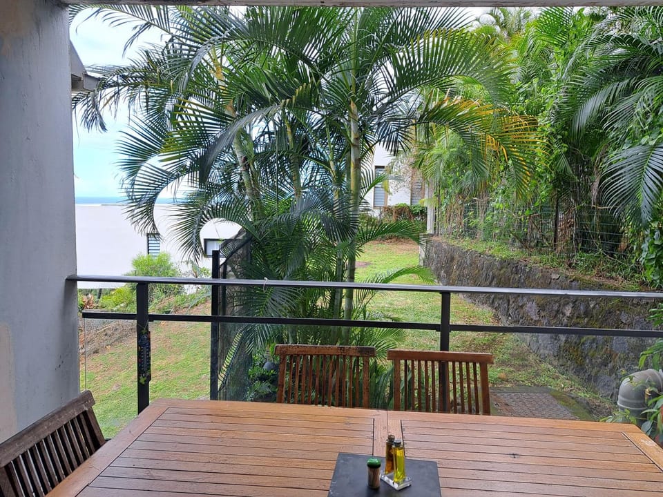 L'ETANG SALE APPART 2 CHAMBRES Apartment in Réunion