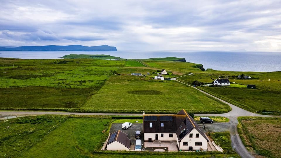 Property building, Bird's eye view