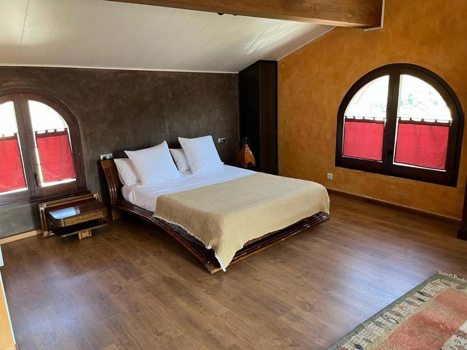 COMANEGRA Apartment in Garrotxa