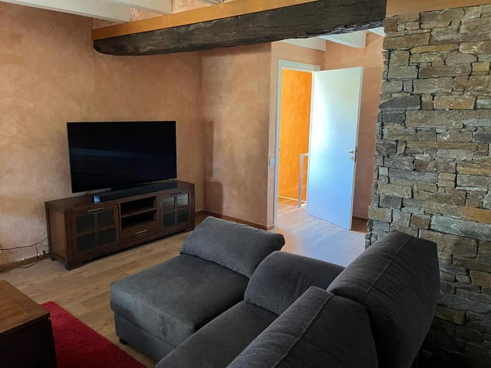 COMANEGRA Apartment in Garrotxa