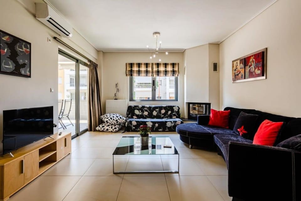 TV and multimedia, Living room, Seating area, air conditioner