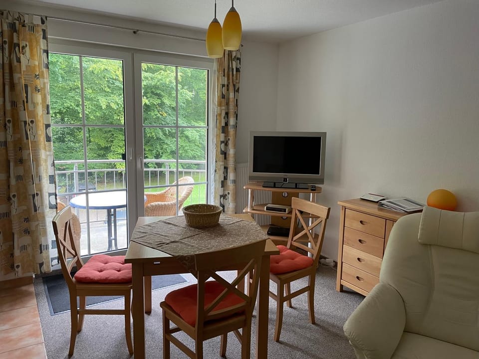 Am Waldrand App 16 - Seeadler Apartment in Nienhagen
