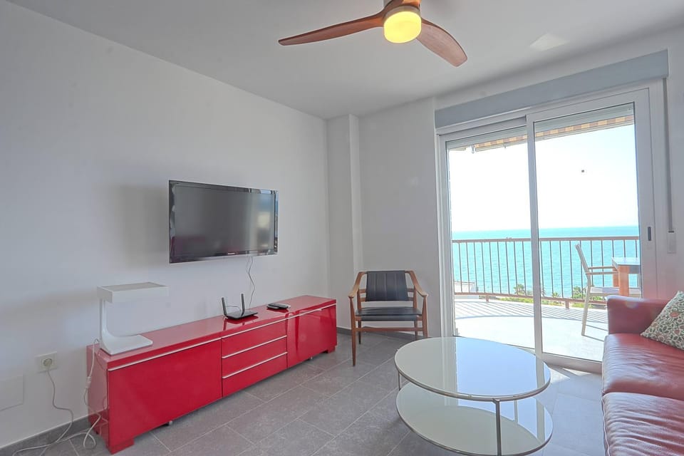 Living room, Sea view