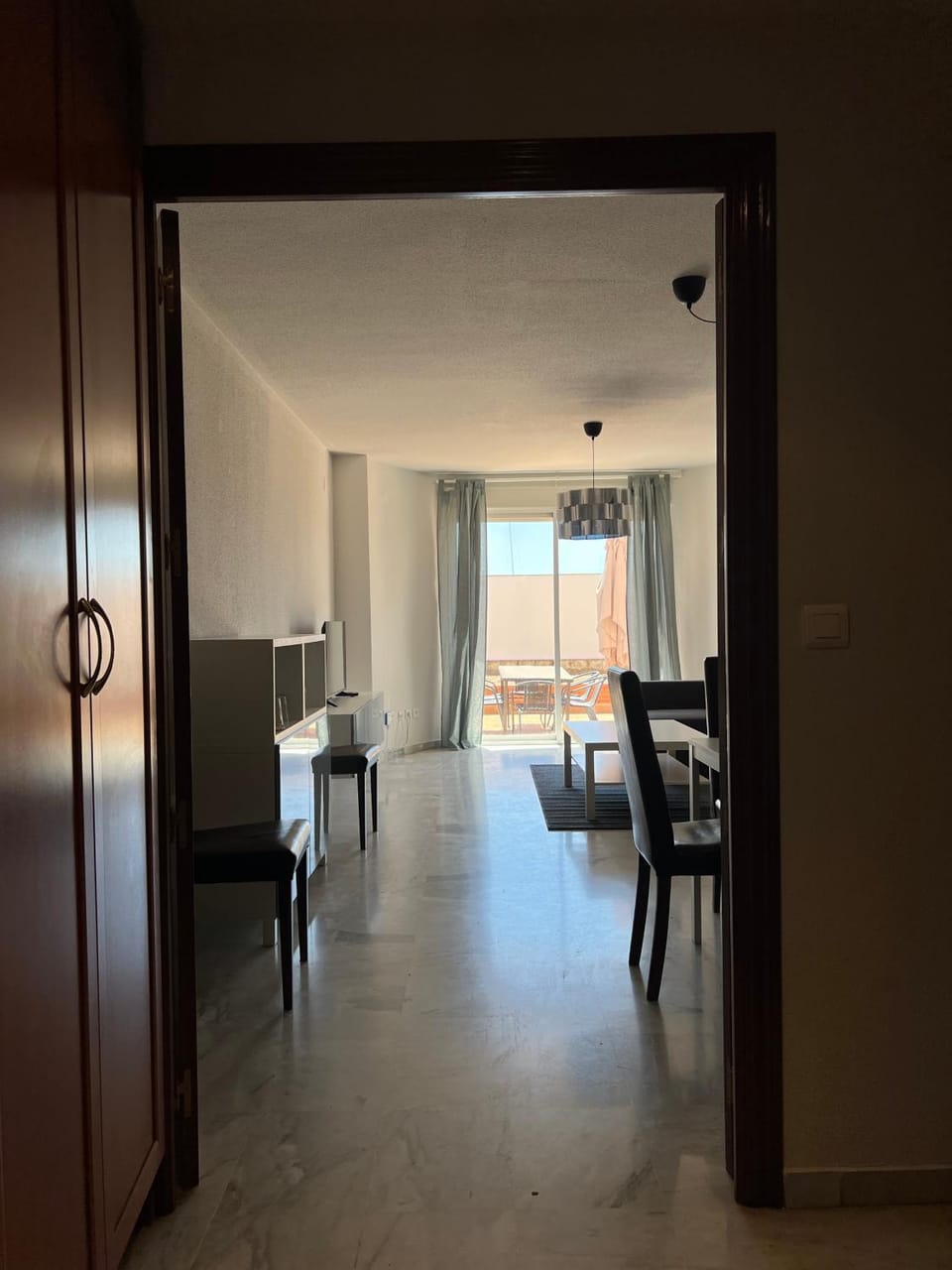 Bed, TV and multimedia, Kitchen or kitchenette, Living room, Photo of the whole room, Seating area, Dining area, hair dresser