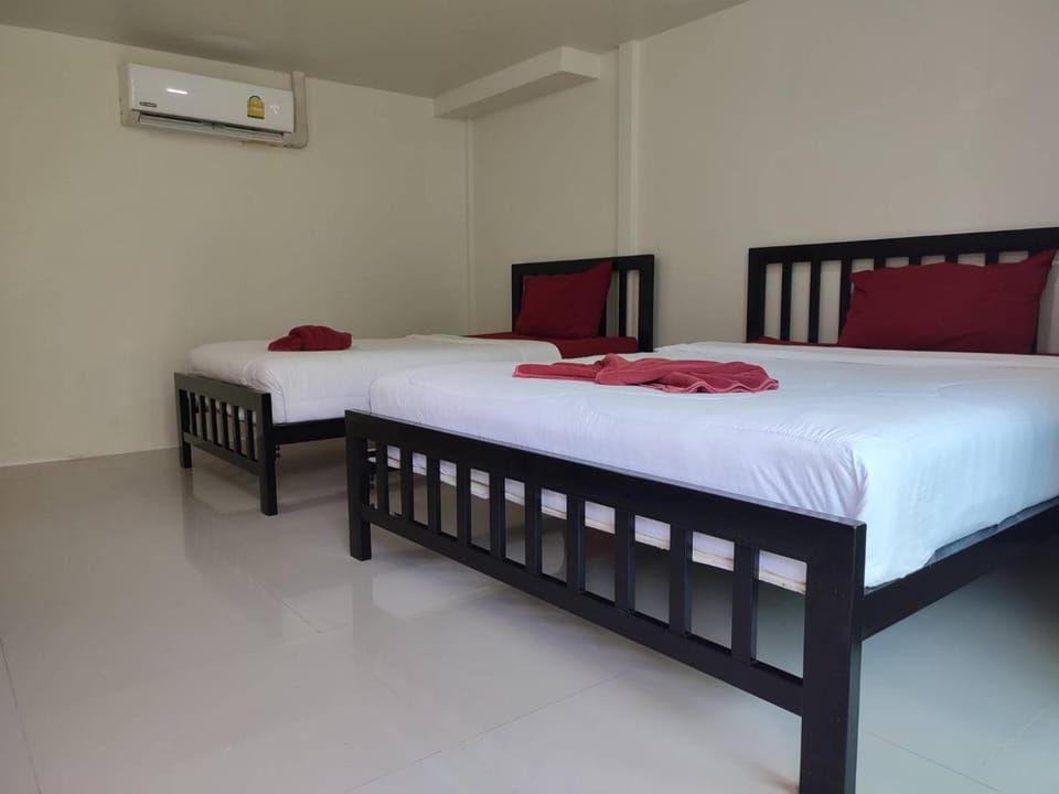 Bed, Bedroom, air conditioner