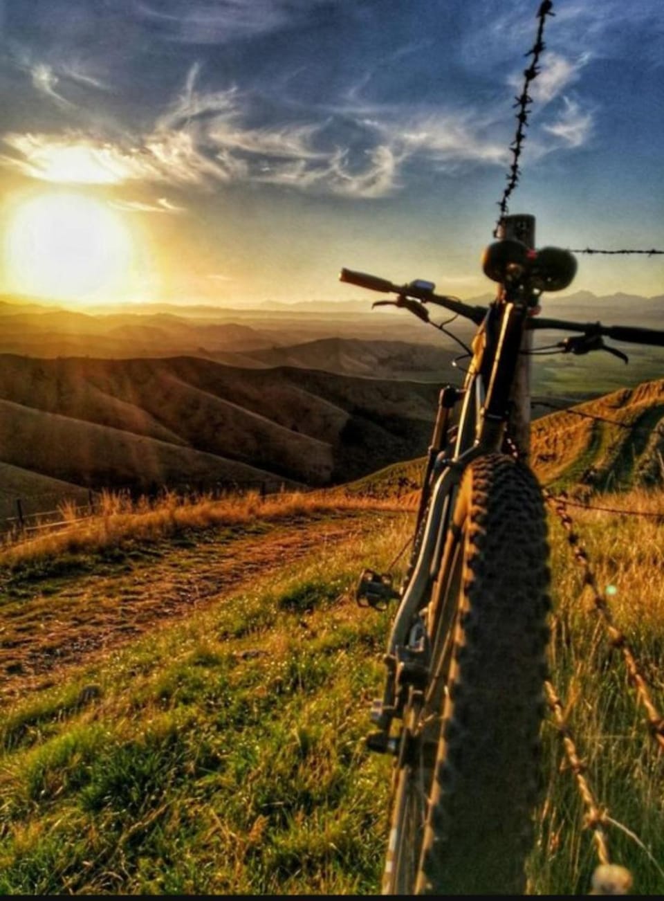 Natural landscape, Hiking, Sunrise