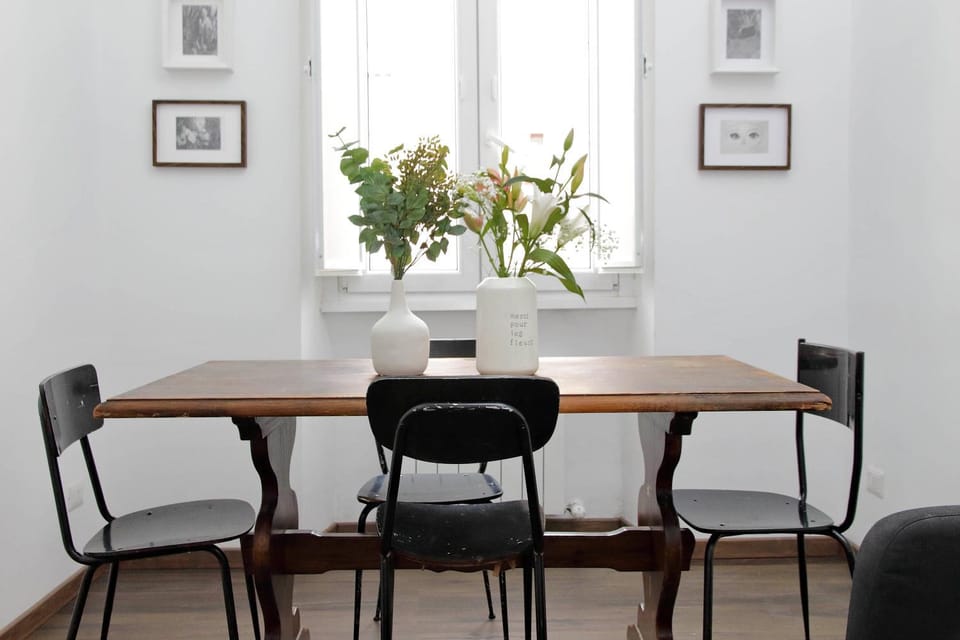 Living room, Dining area