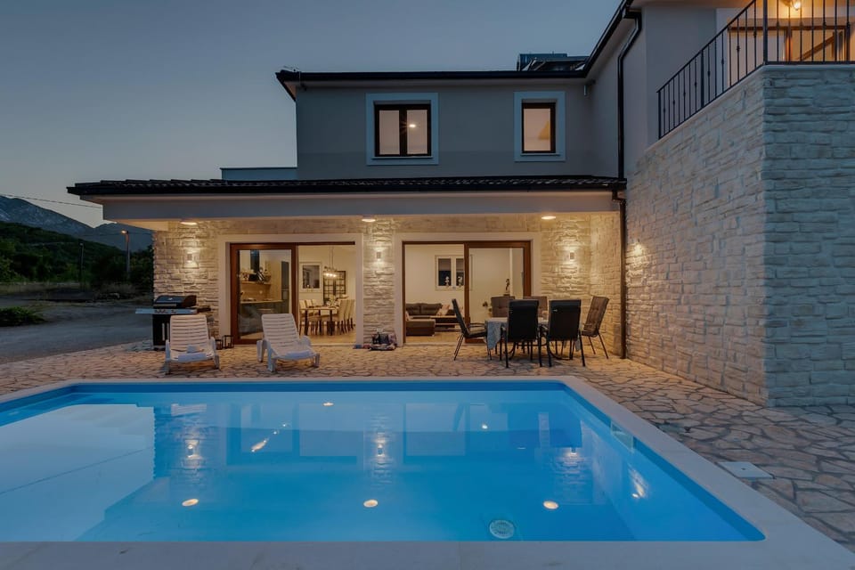 Property building, Night, Pool view, Swimming pool