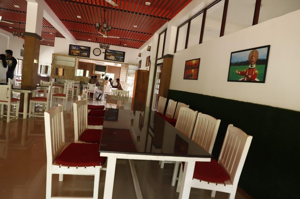 Restaurant/places to eat, Restaurant/places to eat