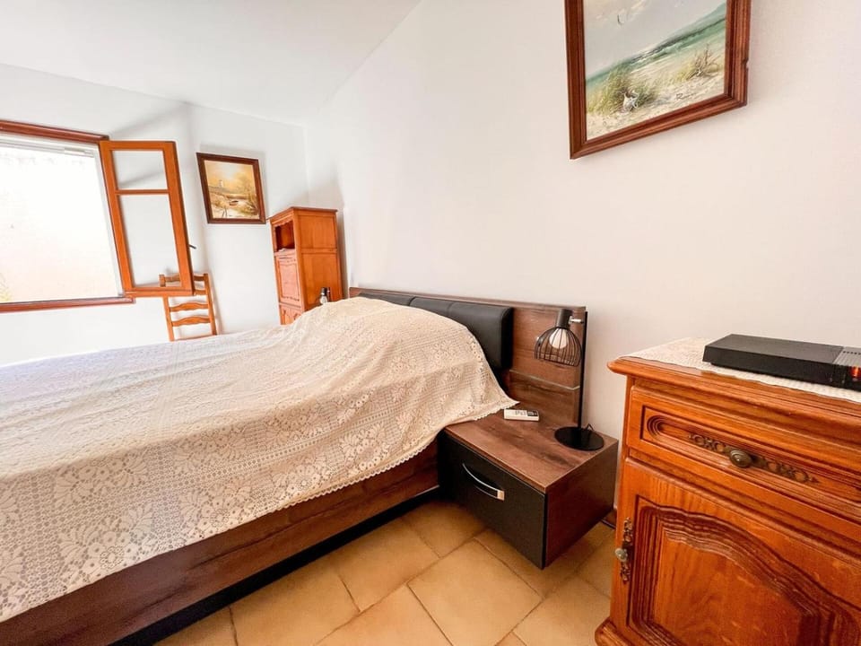 Manon - Beach by foot Terrace with sea view Apartment in Corsica