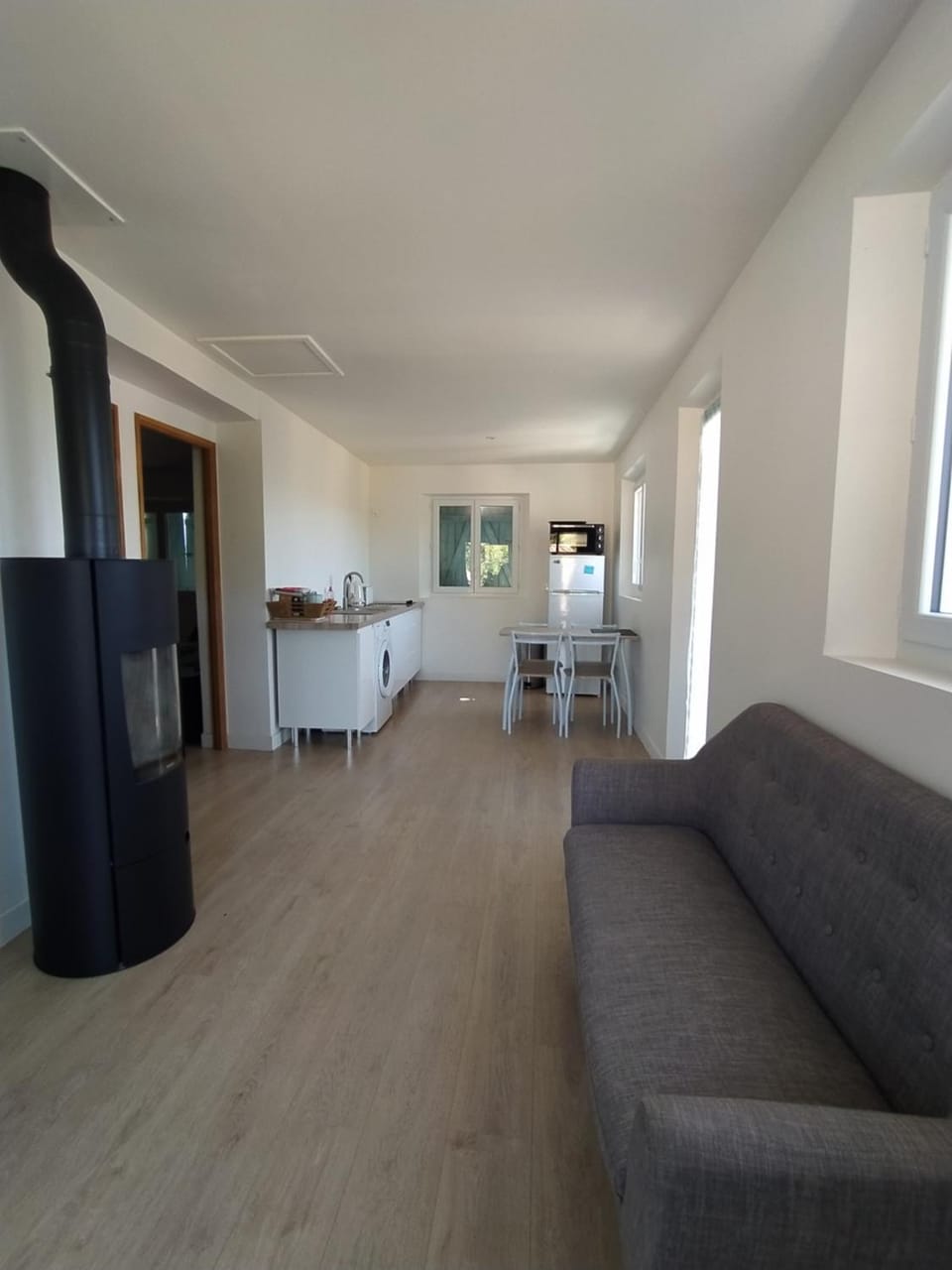 Kitchen or kitchenette, Living room