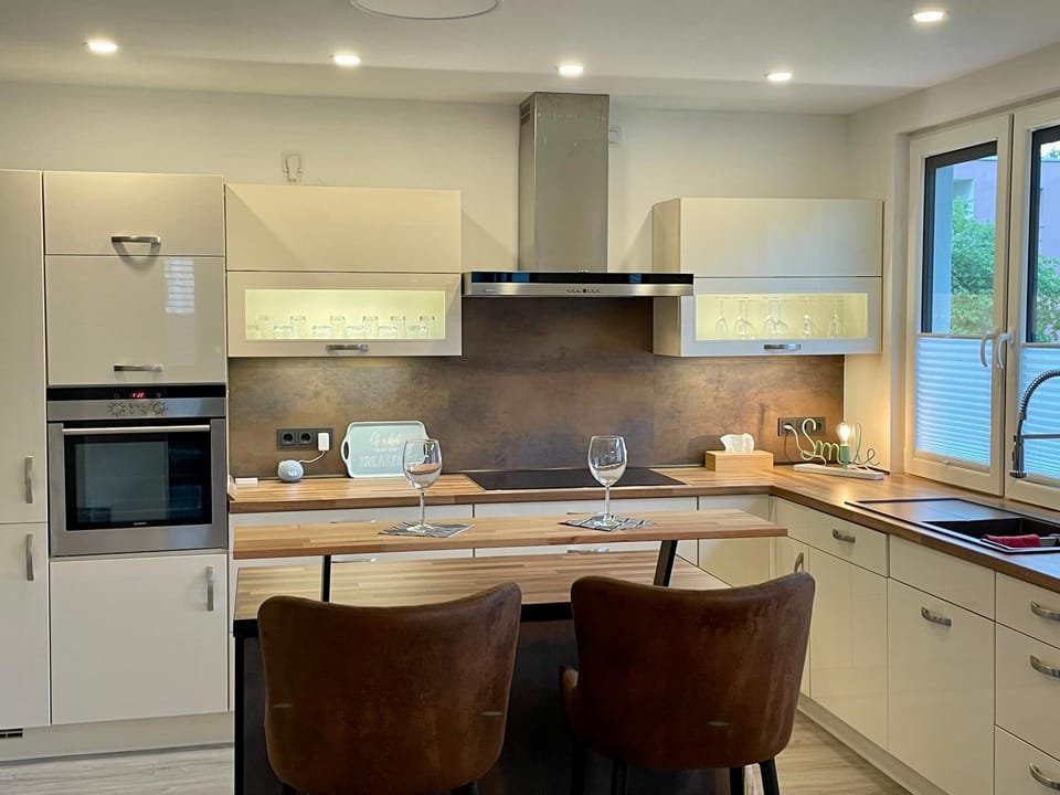 Kitchen or kitchenette, stove, kitchen