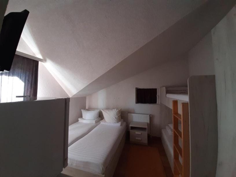 COMPLEX TURISTIC CASIANNA & Spa Bed and Breakfast in Romania