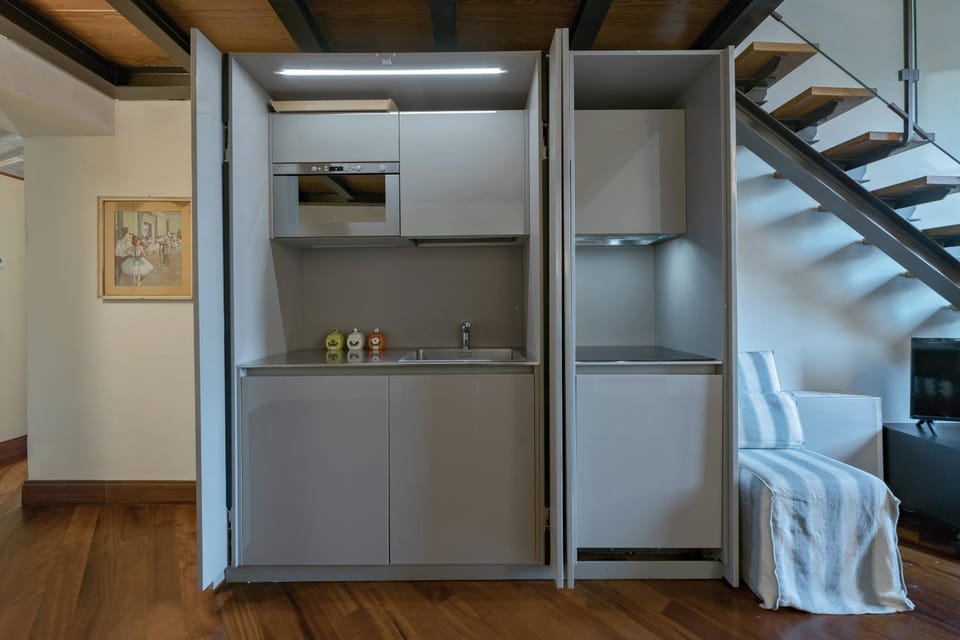 Kitchen or kitchenette