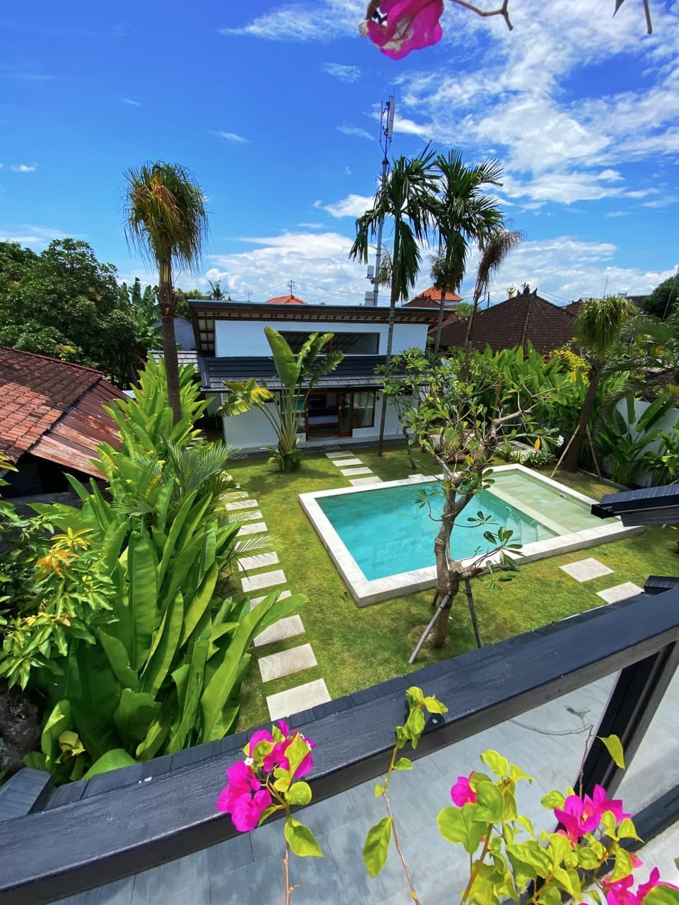 Pool view, Swimming pool