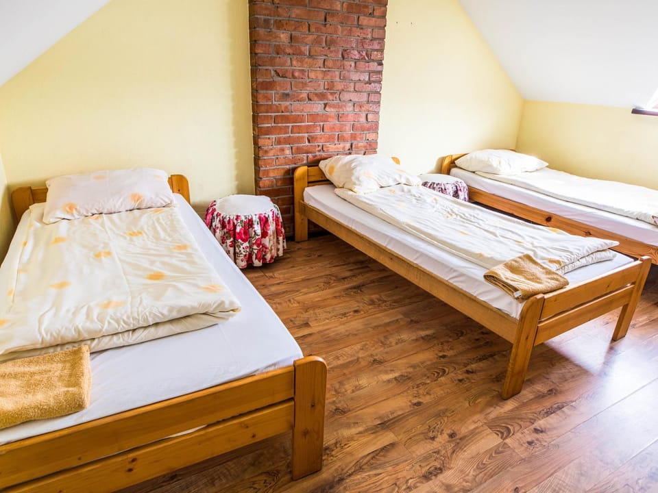Bed, View (from property/room), Photo of the whole room, Bedroom, Garden view, towels