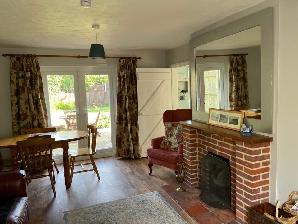 Living room, flat iron