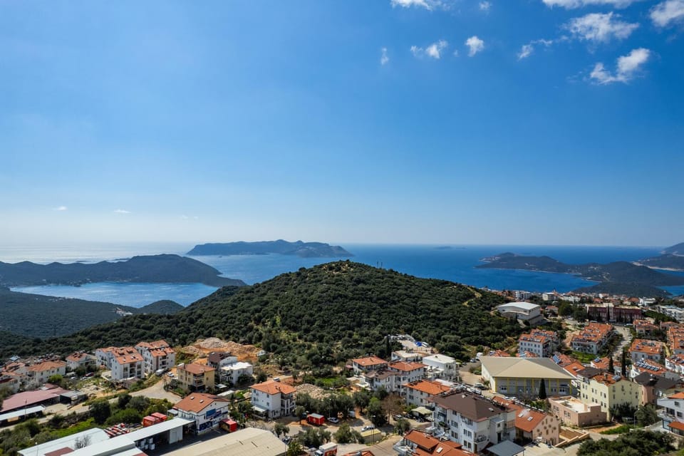 Nearby landmark, Bird's eye view, Sea view
