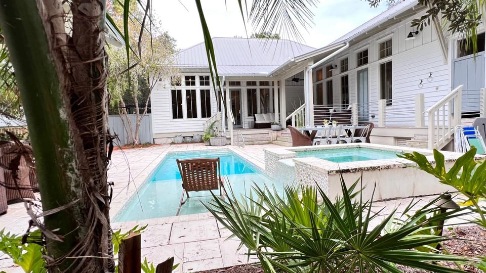 Patio, Balcony/Terrace, Pool view, Swimming pool