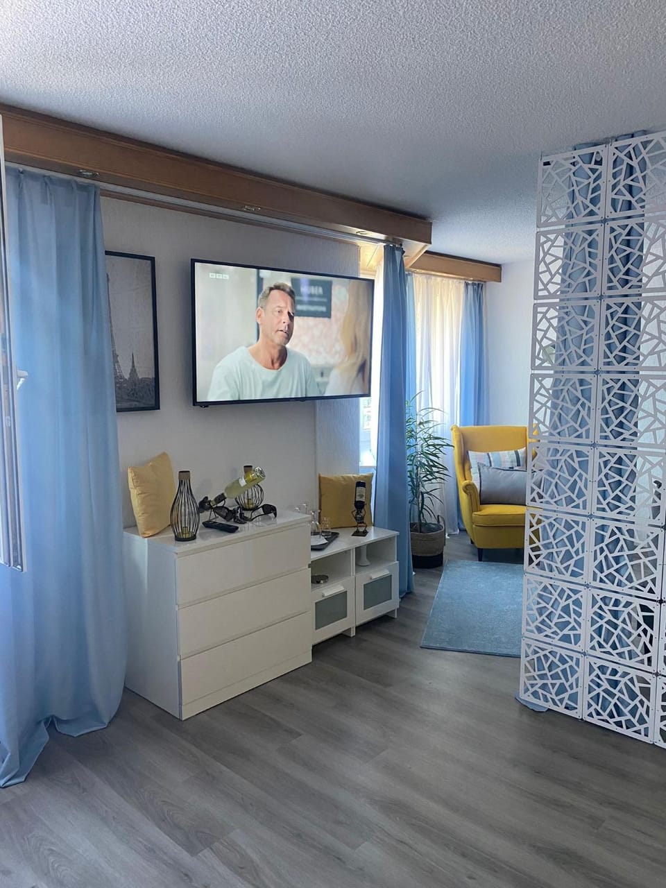 TV and multimedia, Living room