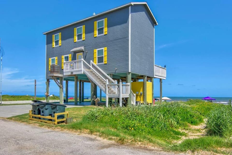 Shore is Fine Beachfront, AwesomeViews House in Bolivar Peninsula