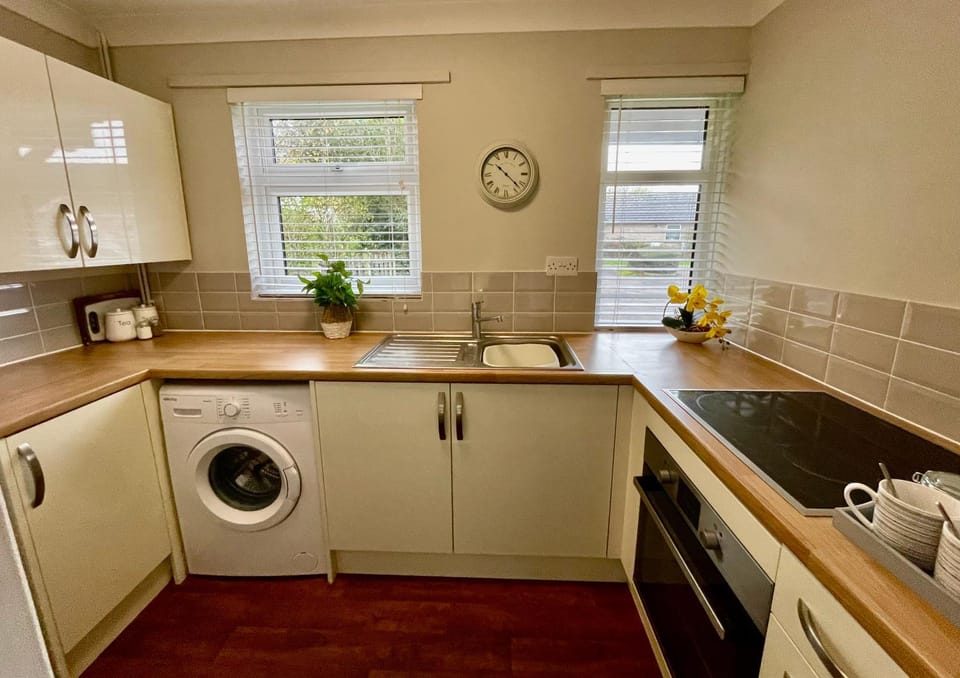 Cosy Bungalow Near Open Countryside House in Felixstowe