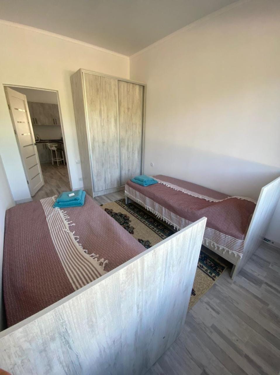 Bed, Steam room, Photo of the whole room, Bedroom, wardrobe