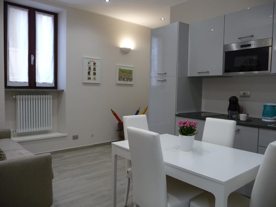 Casa Patrito - Appartamento Barolo House in Liguria