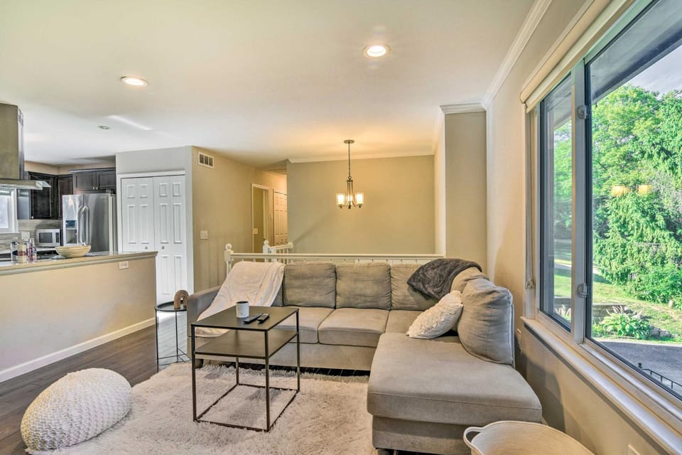 Pet-Friendly Michigan Home: 5 Mi to State Park! House in Lake Erie