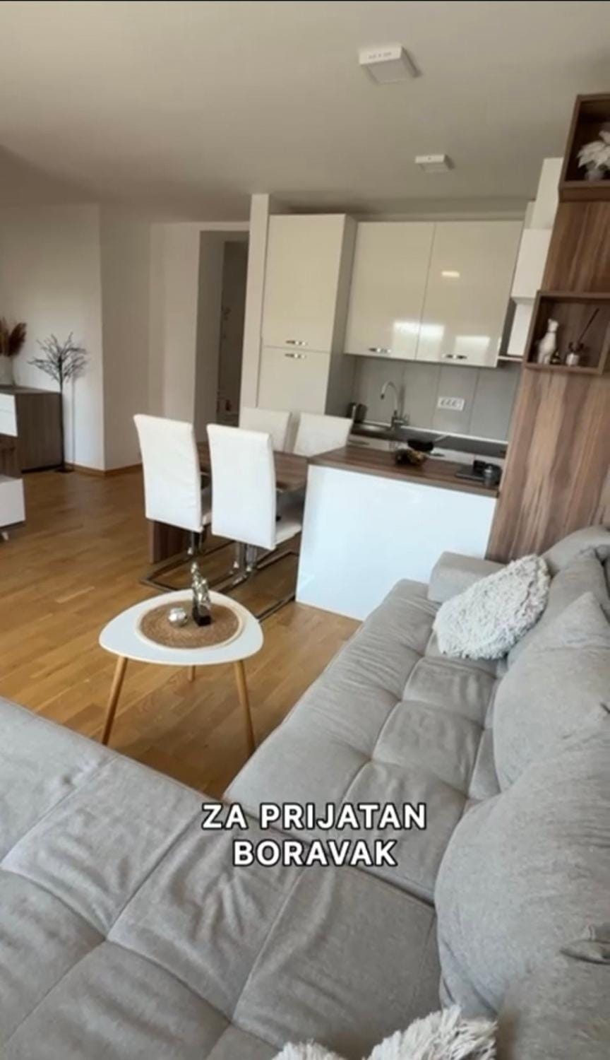 Apartman Tara Jagodina, ima free parking u garazi Apartment in Serbia
