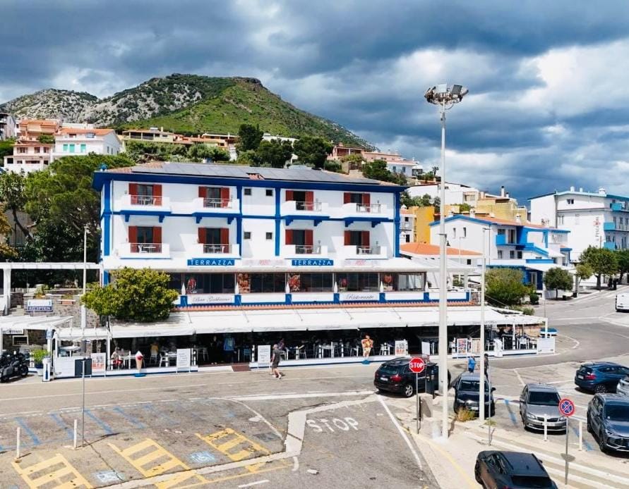 Property building, Street view