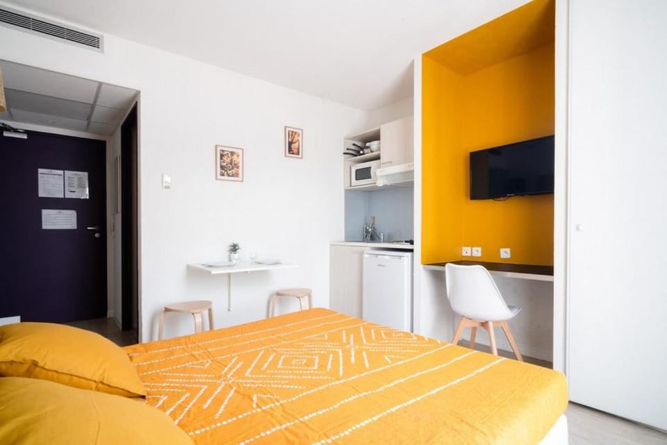 Joli studio, clim proche gare et centre ville Apartment in Lourdes