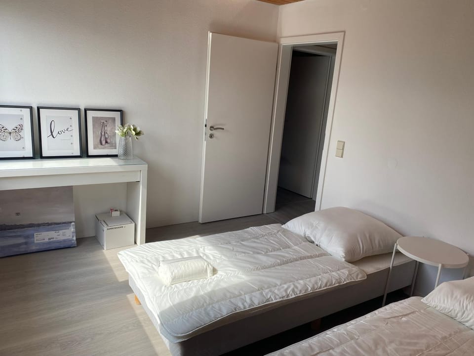 Möblierte Wohnung 4 Zimmer Wohnung Apartment in North Rhine-Westphalia