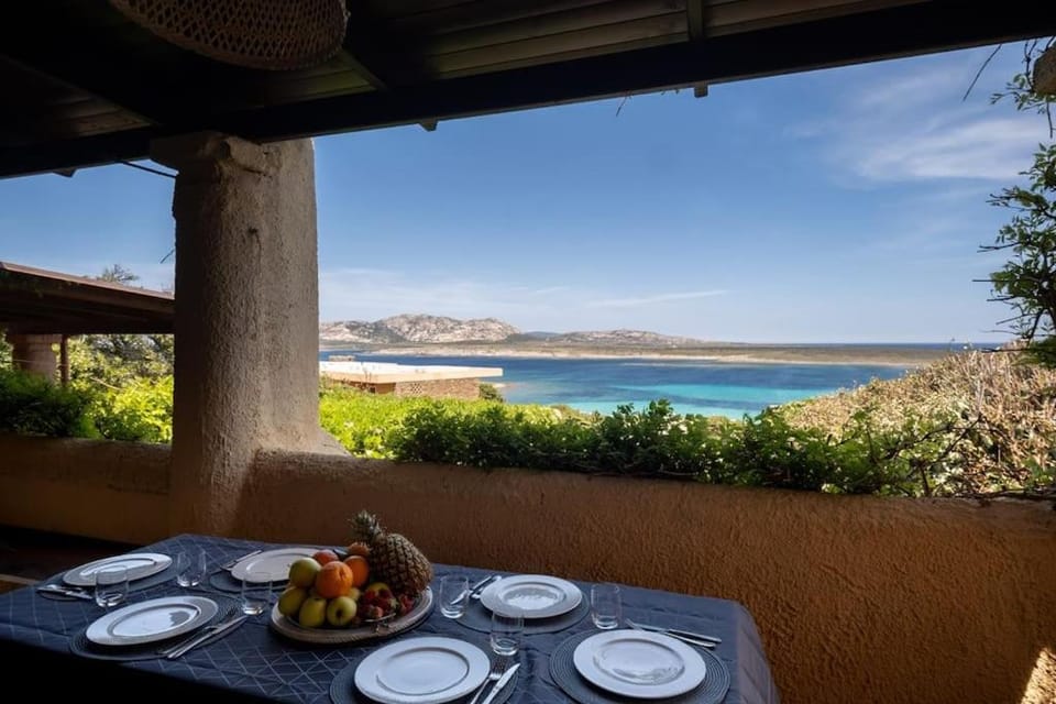 VILLA LA PELOSA WiFi,VIEW AND FREE PARKING Apartment in Stintino