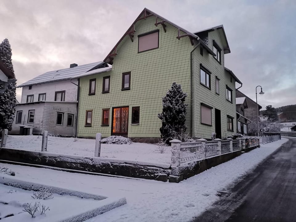 Gehlberger Landhaus am Schneekopf / Ferienwohnung Country House in Thuringia, Germany