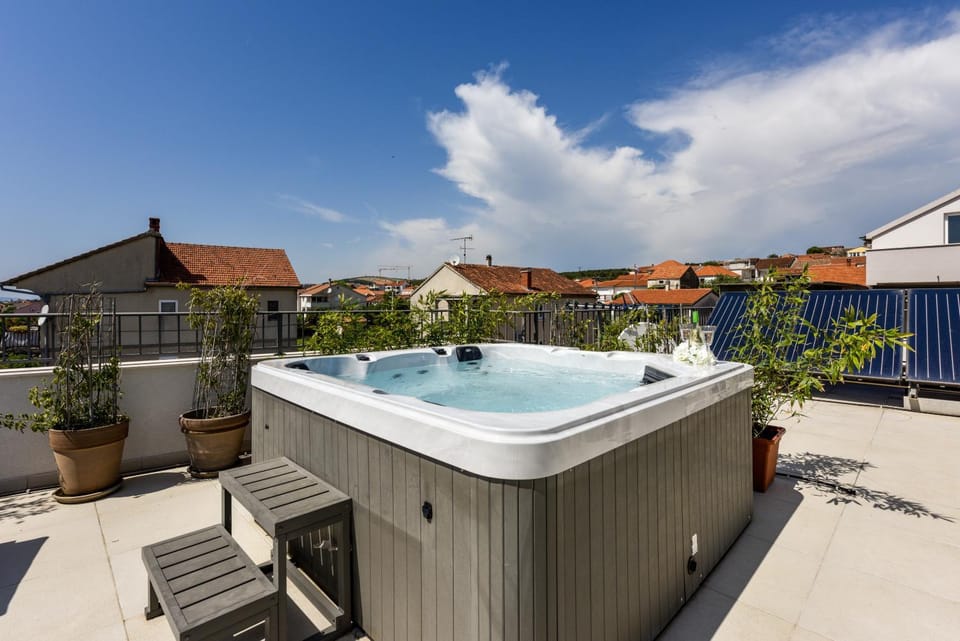 Villa Azuro Villa in Šibenik-Knin County, Croatia