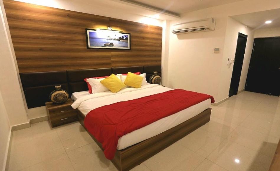 Bed, Bedroom, air conditioner