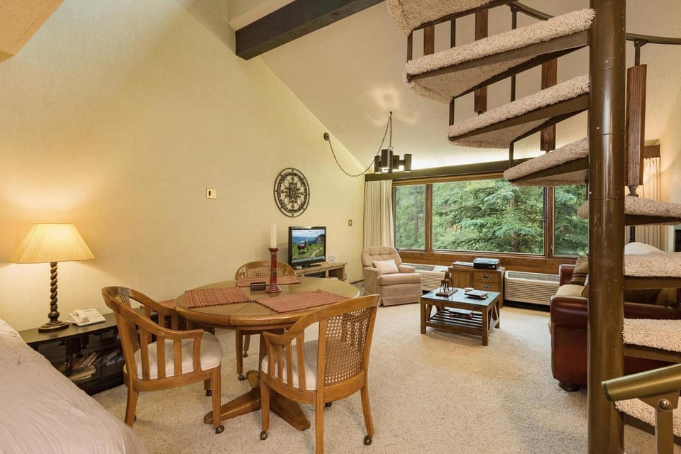 Tamarron Lodge Loft 332 - The Evergreen - Durango CO House in La Plata County