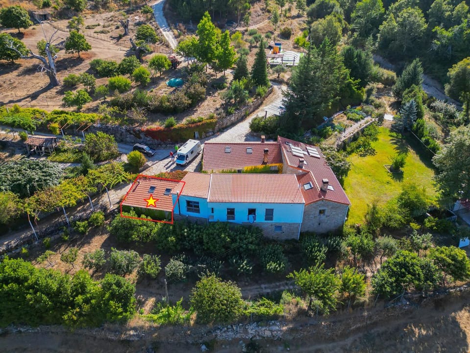 Property building, Bird's eye view, View (from property/room), Landmark view, Mountain view, Pool view, Swimming pool, Parking