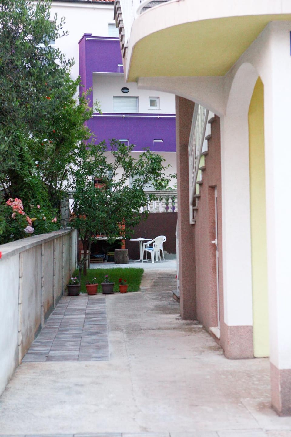 View (from property/room), Balcony/Terrace, Garden view